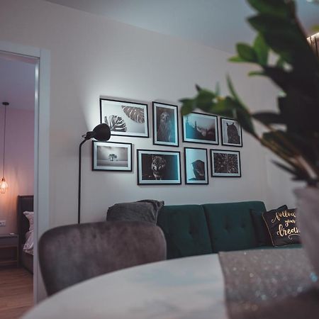 Tam Skanderbeg Square City Center Apartment No2 Tirana Zewnętrze zdjęcie