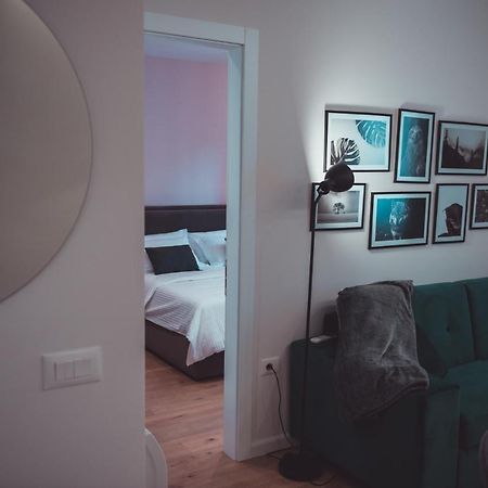 Tam Skanderbeg Square City Center Apartment No2 Tirana Zewnętrze zdjęcie