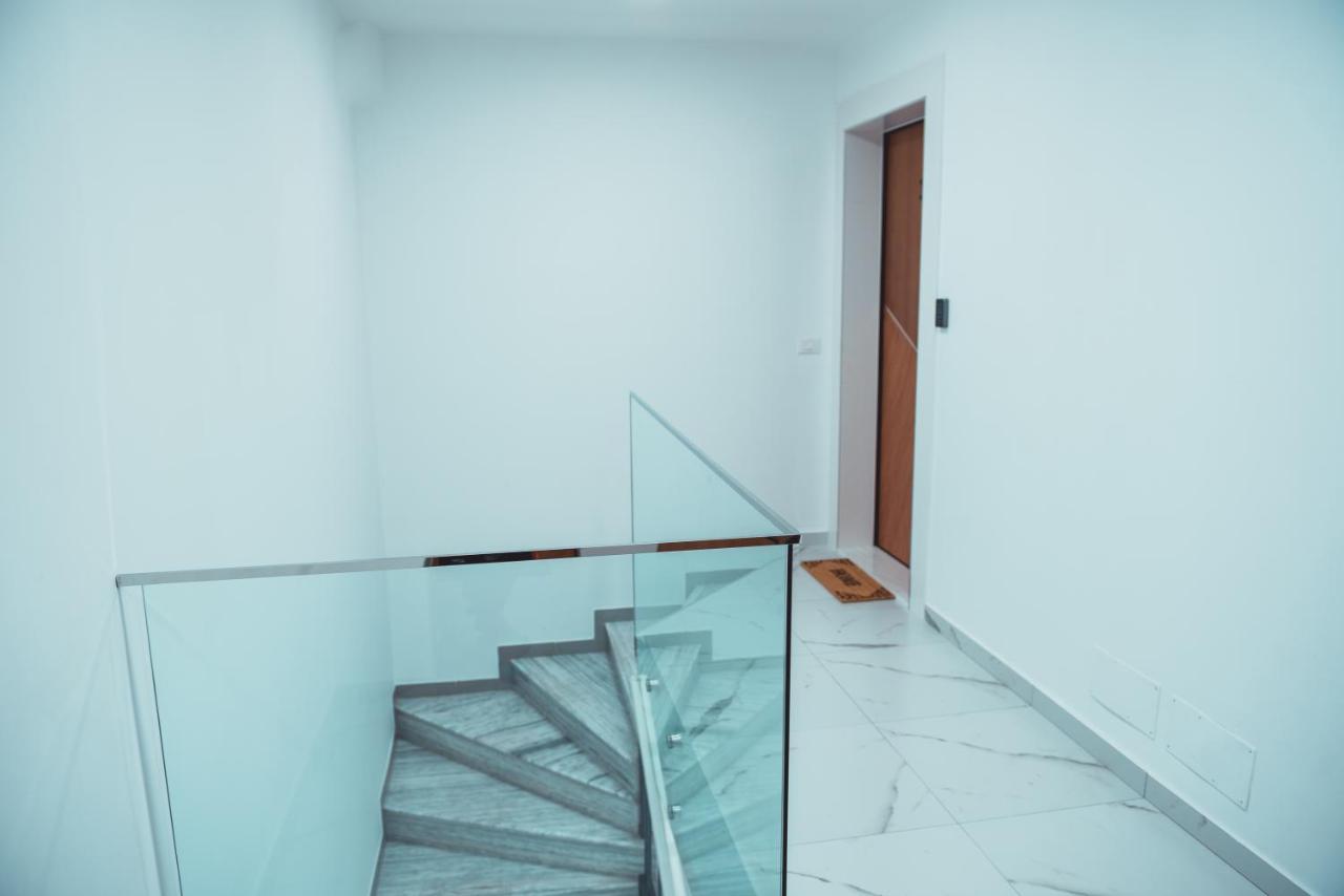 Tam Skanderbeg Square City Center Apartment No2 Tirana Zewnętrze zdjęcie