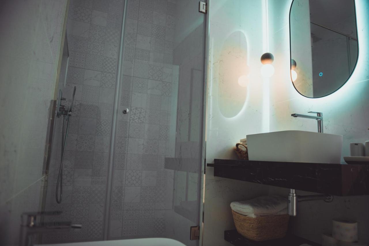 Tam Skanderbeg Square City Center Apartment No2 Tirana Zewnętrze zdjęcie